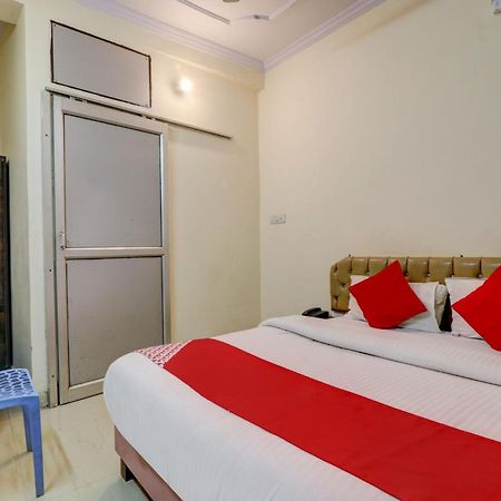 Hotel O Moon Palace Near Sahara Ganj Mall 勒克瑙 外观 照片