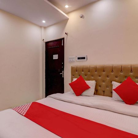 Hotel O Moon Palace Near Sahara Ganj Mall 勒克瑙 外观 照片