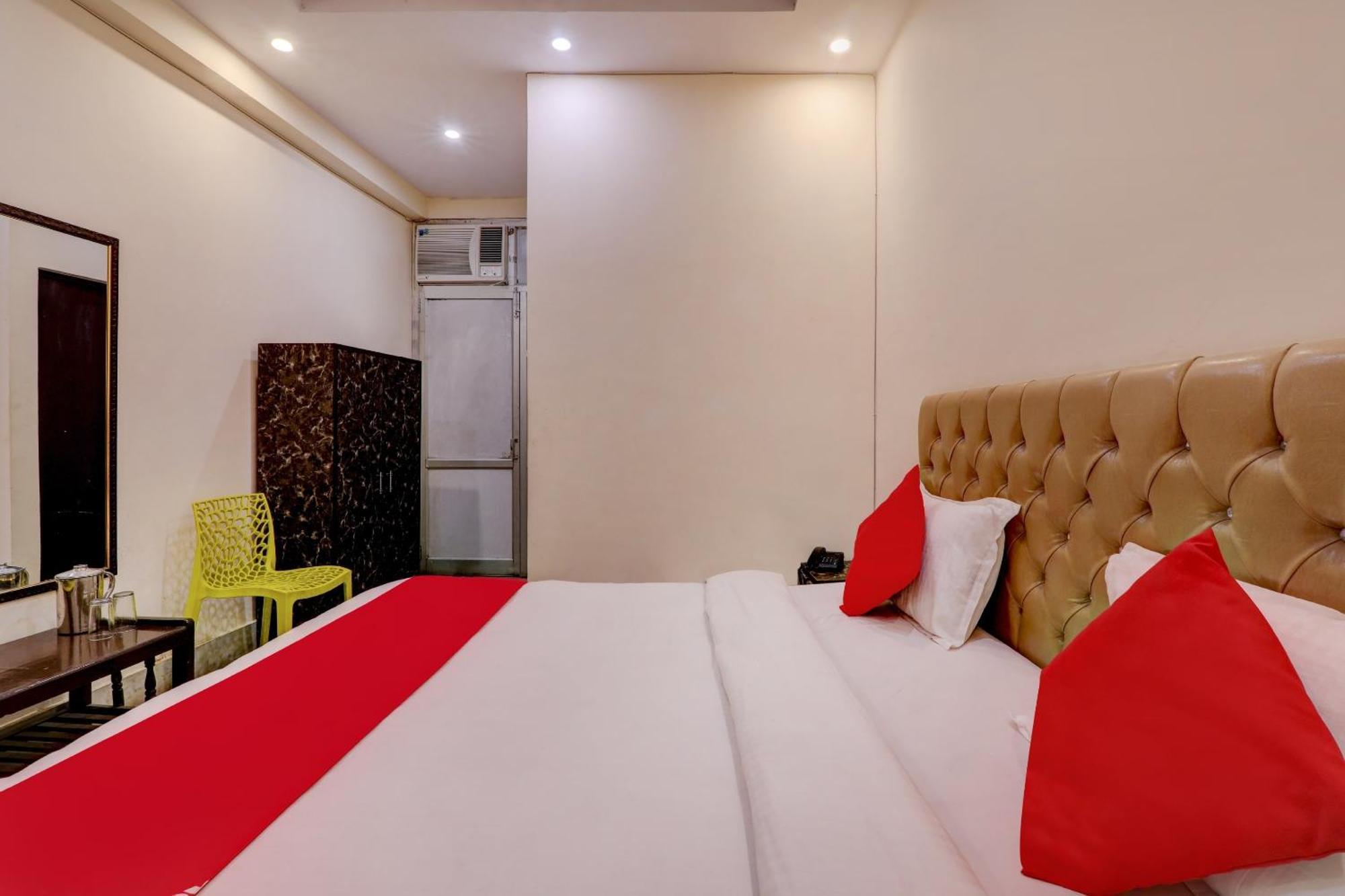 Hotel O Moon Palace Near Sahara Ganj Mall 勒克瑙 外观 照片